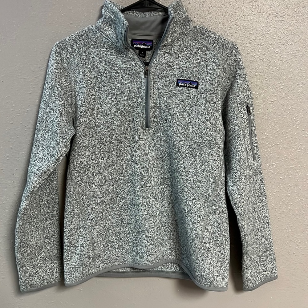 Patagonia Quarter Zip Size Small